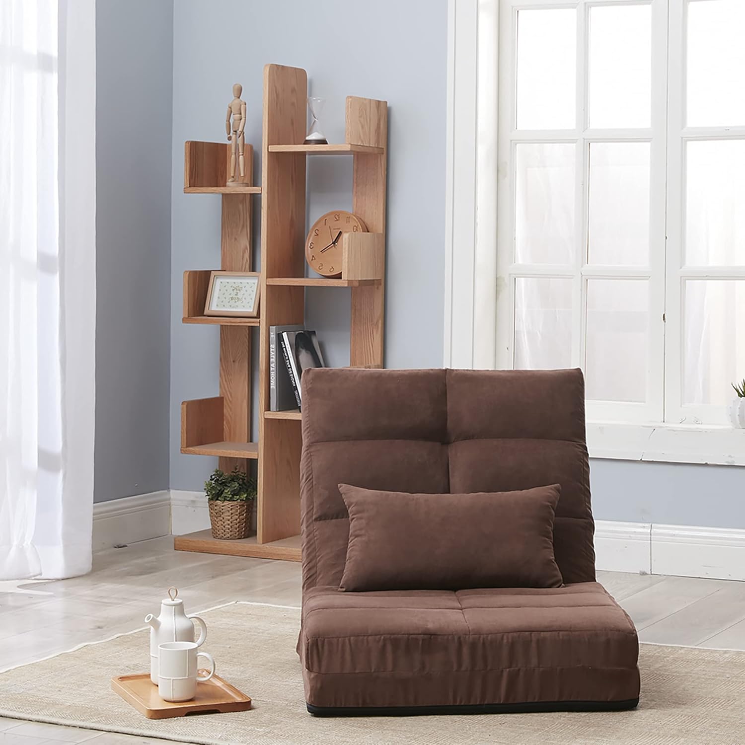 A Modern Leisure Sofa Bed with a Pillow That can be Adjusted and Folded, Suitable for Video Games.