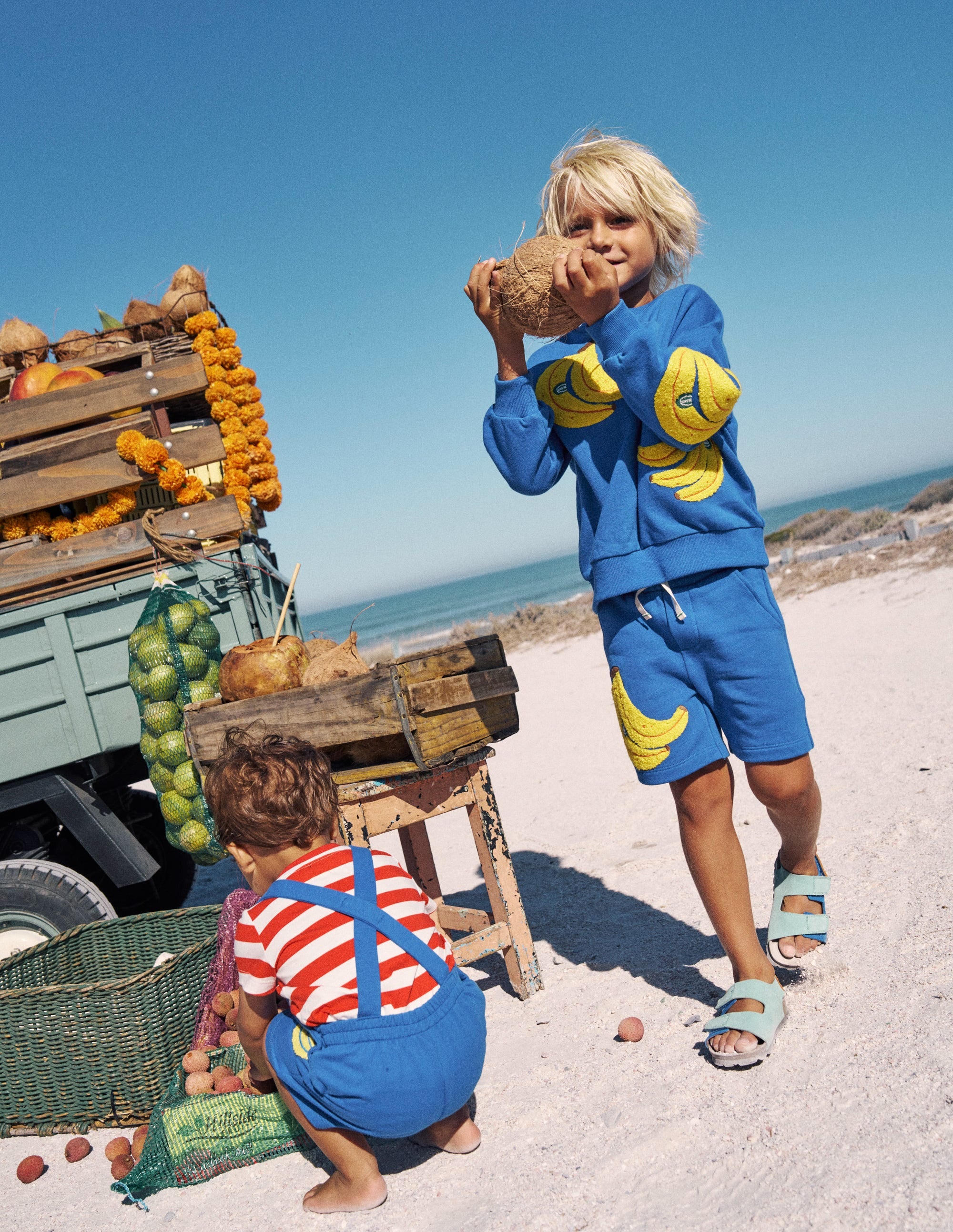 Fun Sweatshort-Surf the Web Banana