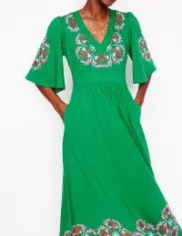 Maya Embroidered Kimono Dress-Rich Emerald. Embroidered(Petite,2)