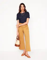 Edi Embroidered Top-Navy(2)