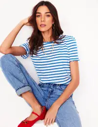 Ali Ricrac T-shirt-Ivory. Gallery Blue