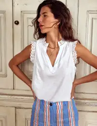 Aria Broderie Trim Vest-White