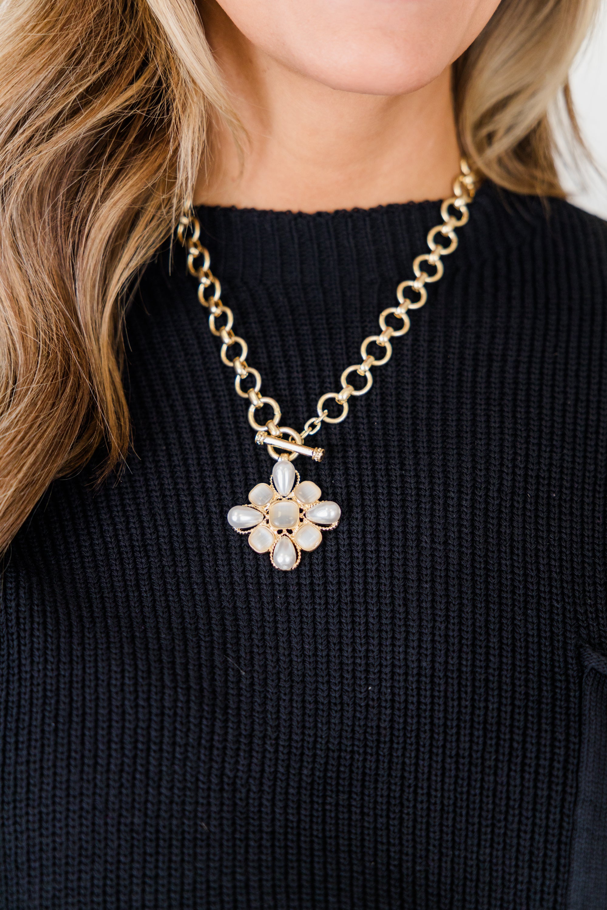 Call Back Vintage Necklace, Gold