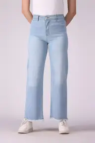Straight Fit Frayed Hem Jeans