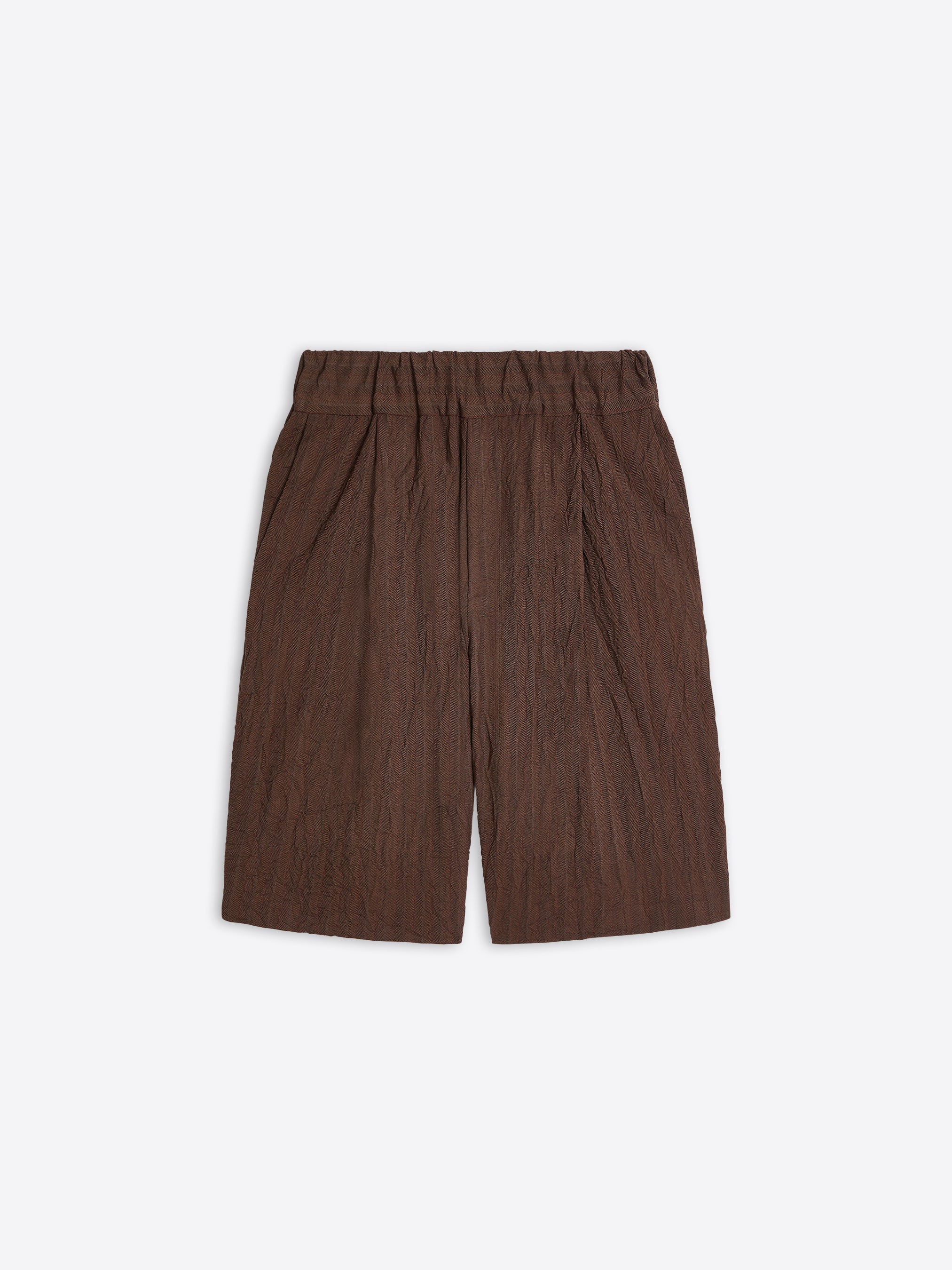 Pleated bermuda shorts