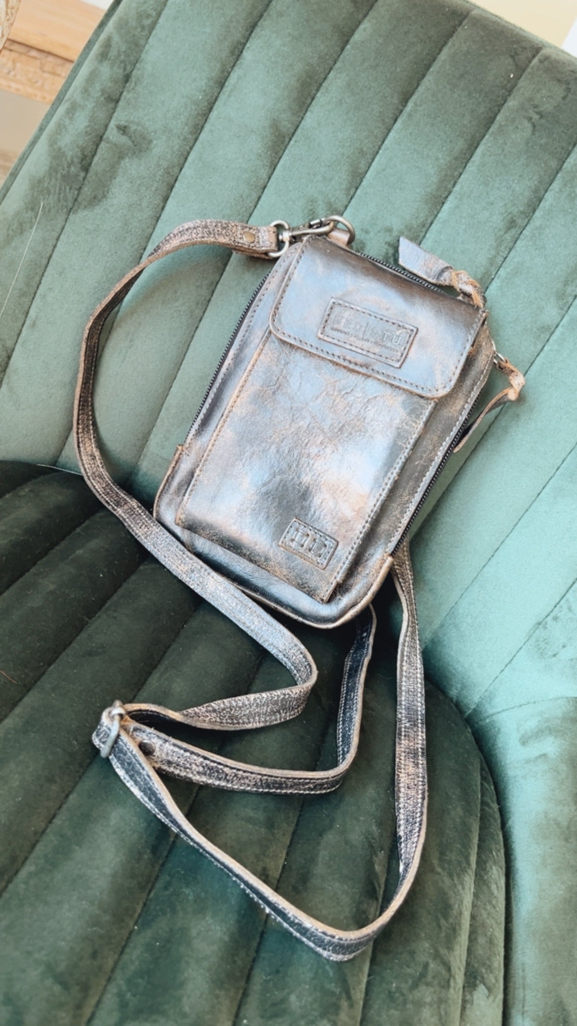 Bedstu Alelike, Black Lux