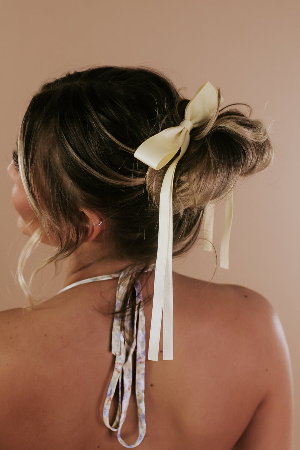 Dainty Bow Clip, Yellow