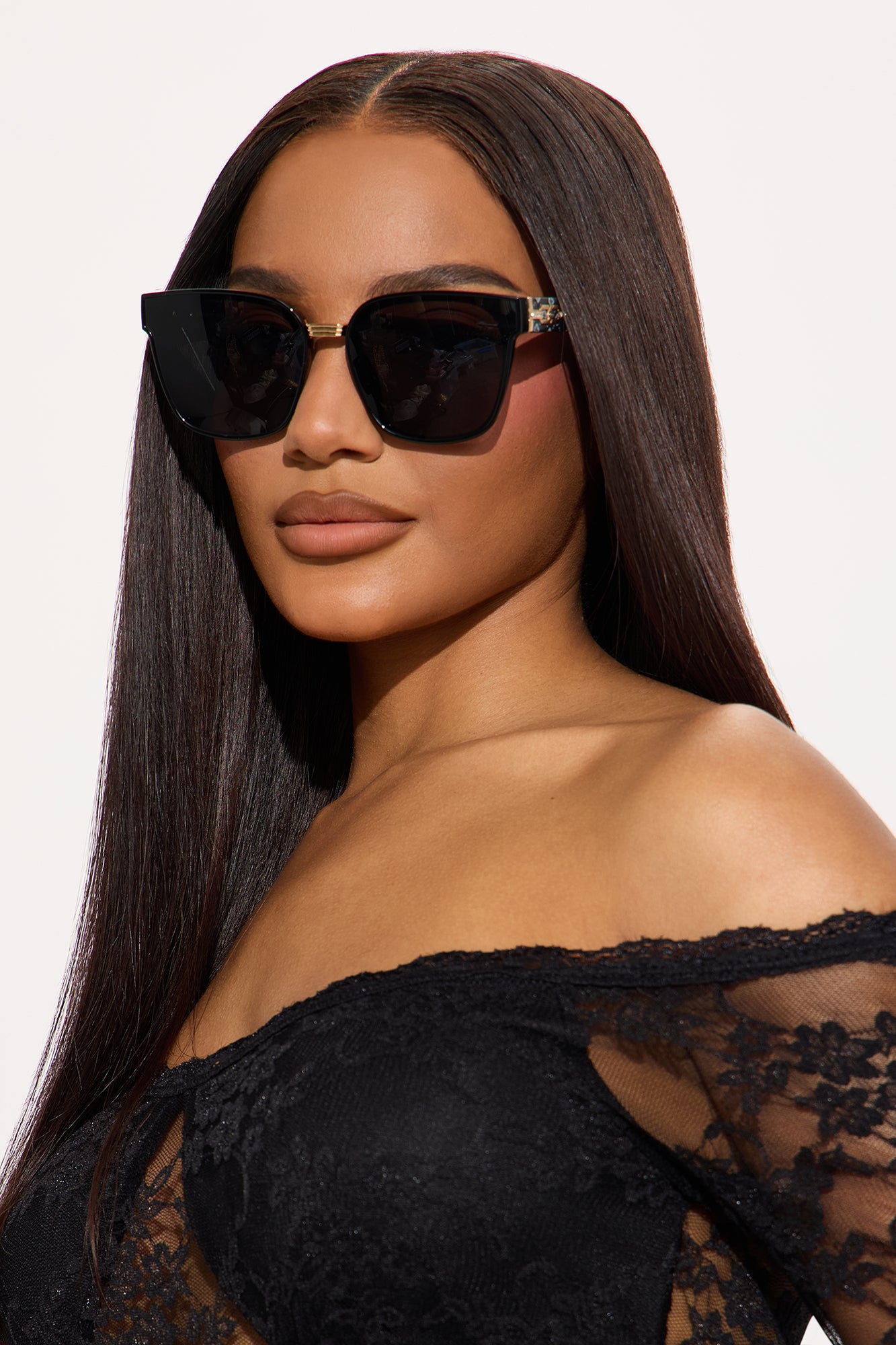 Eye Catching Square Sunglasses