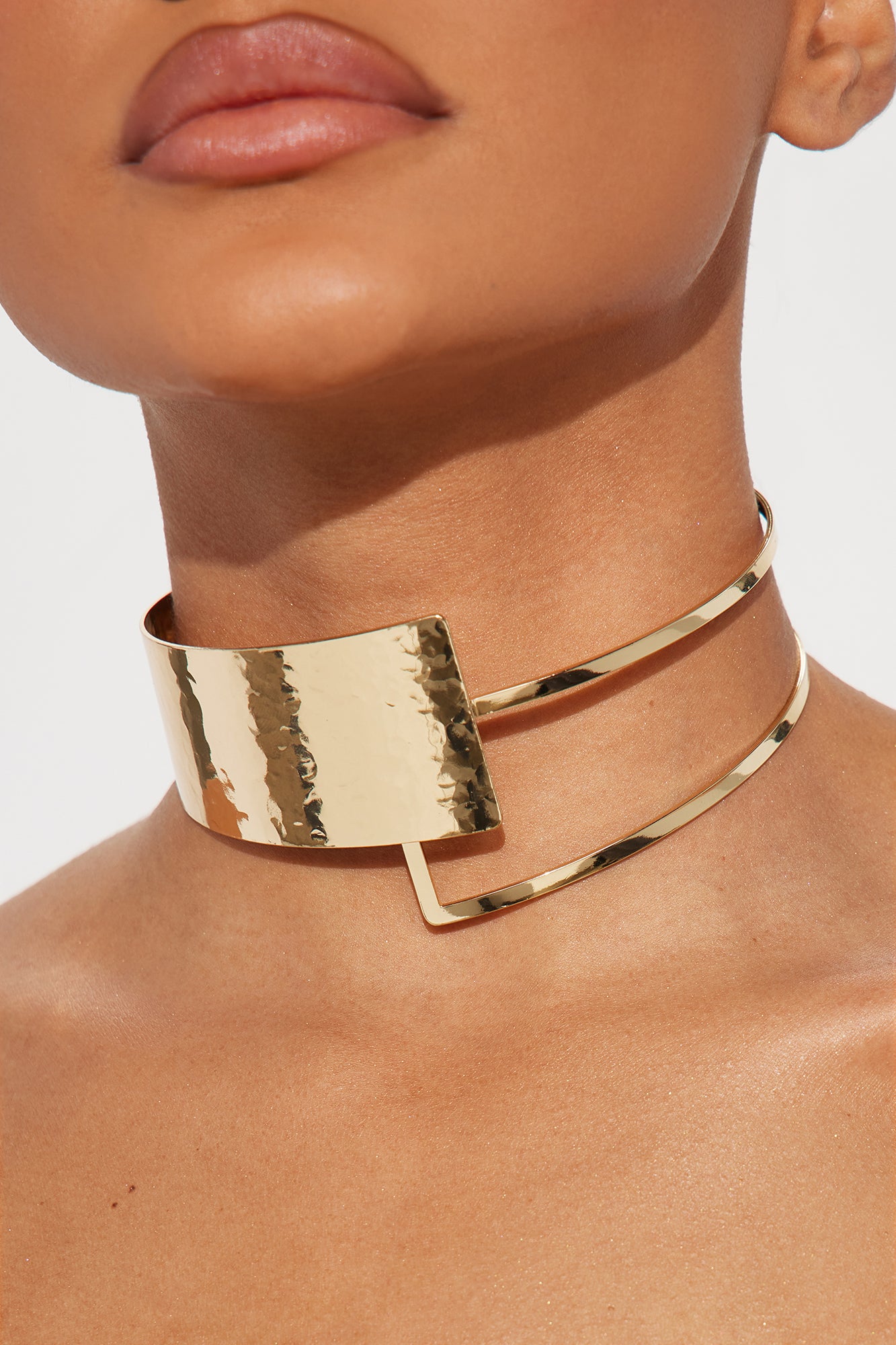 Fearless Cut Out Choker
