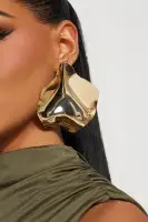Golden Foil Flakes Earrings
