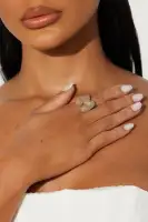 Bubble Initial M Ring