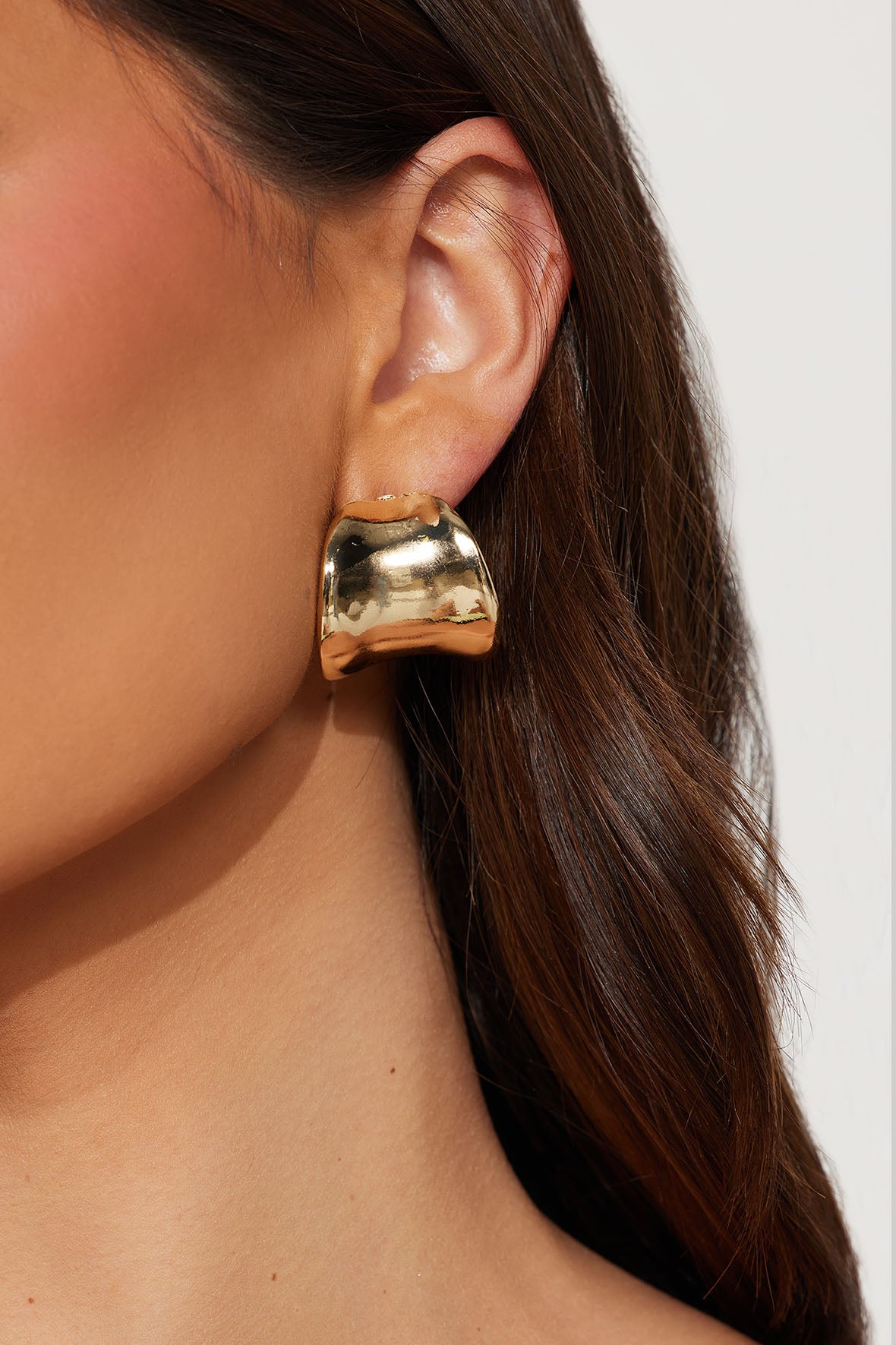 The Perfect One Hoop Earrings 