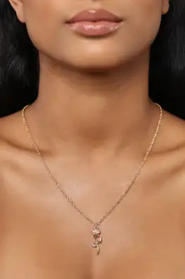 Rose To The Occasion Necklace