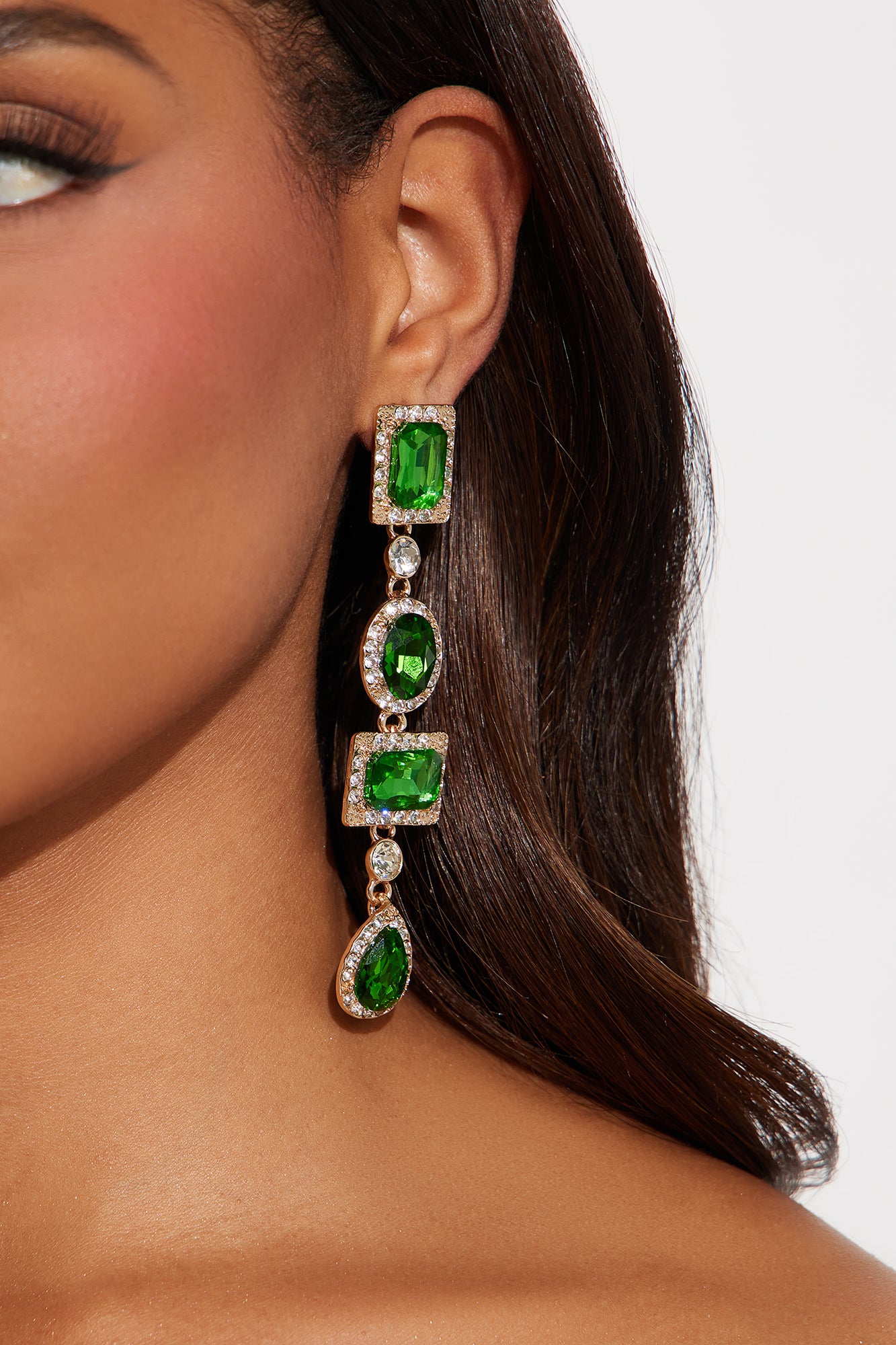 Keep Up Queen Earrings