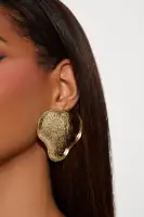 Hold My Breath Earrings