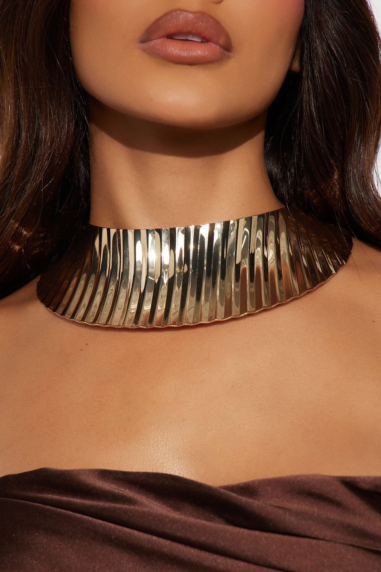 Stares Of A Siren Choker Necklace
