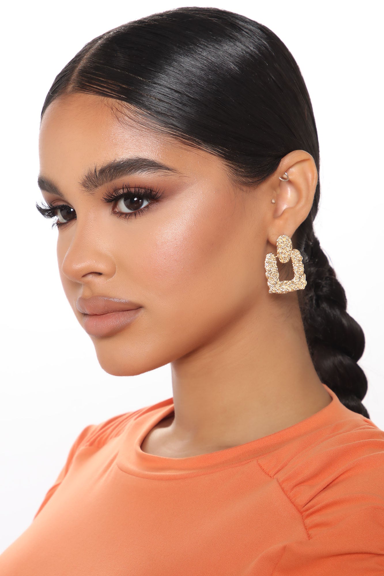 Show Off Drop Earrings