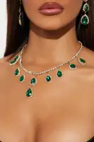 Jem Keeper Jewelry Set