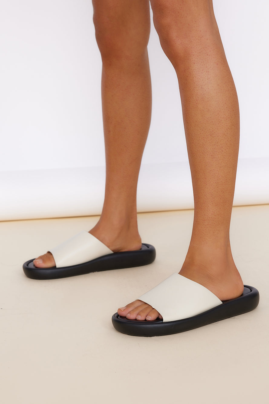 BILLINI Nellie Sandal Chalk(5)
