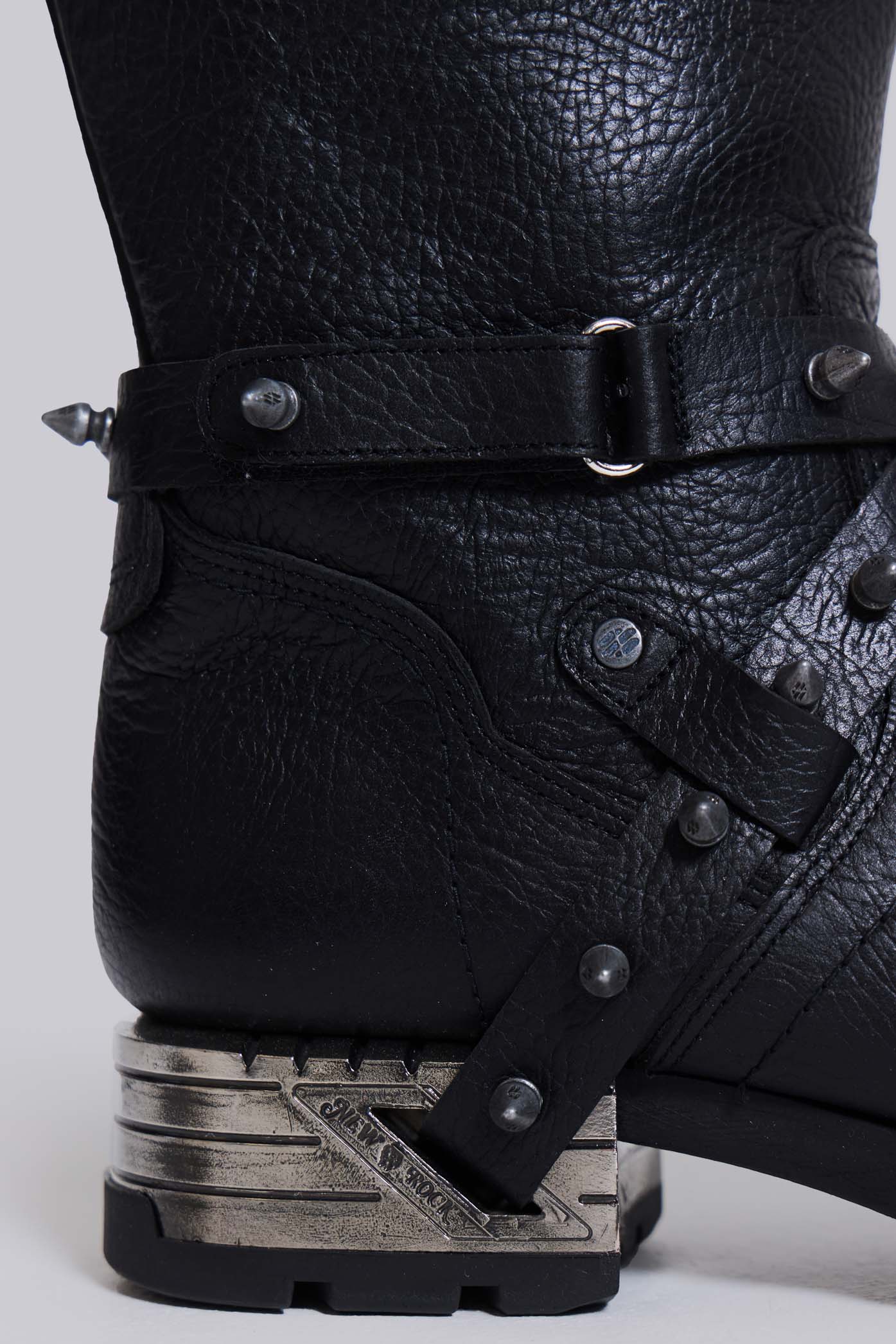 Mohawk Boots(Black,UK 5)