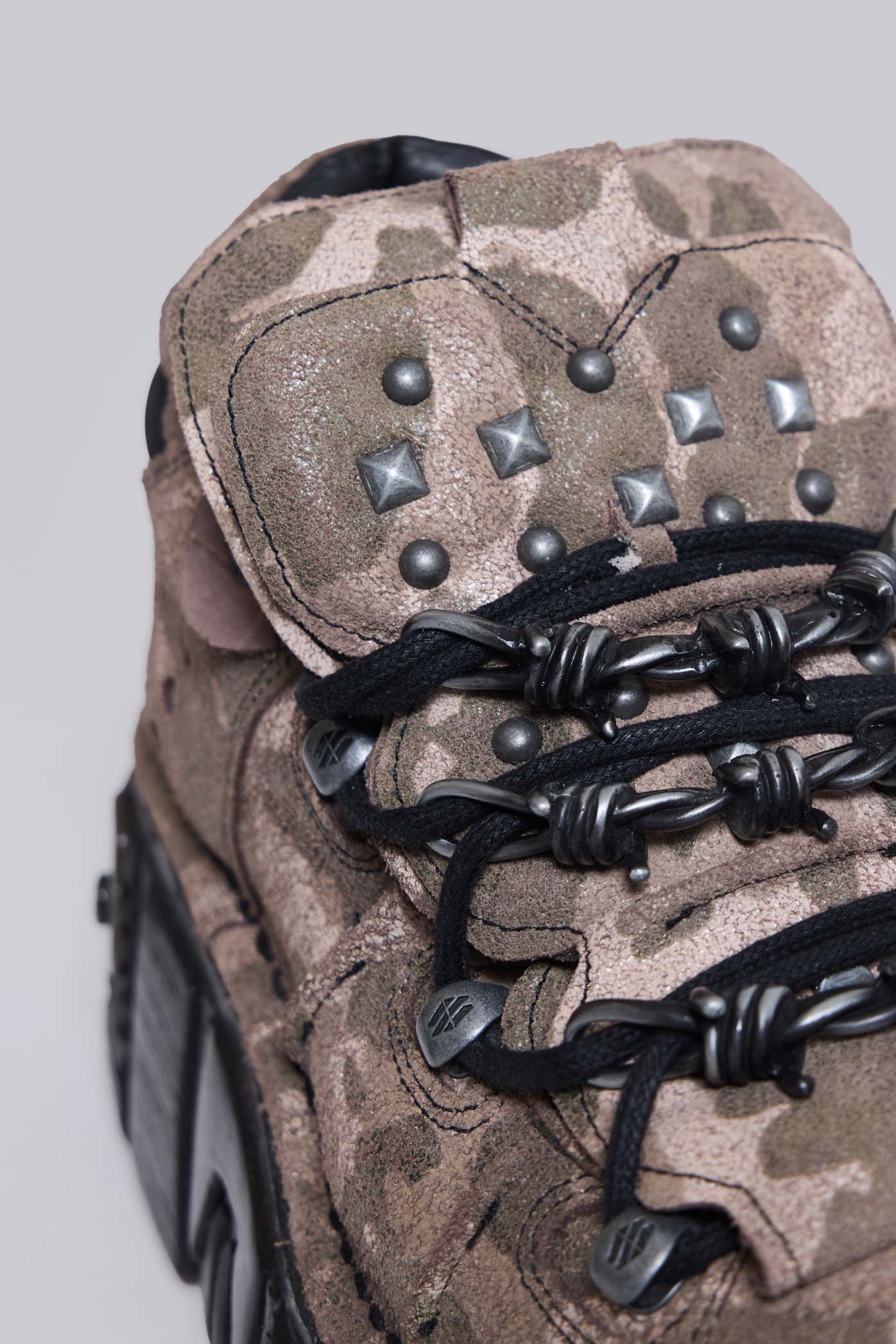 Guerrilla Tower Boots(Camo,UK 5)