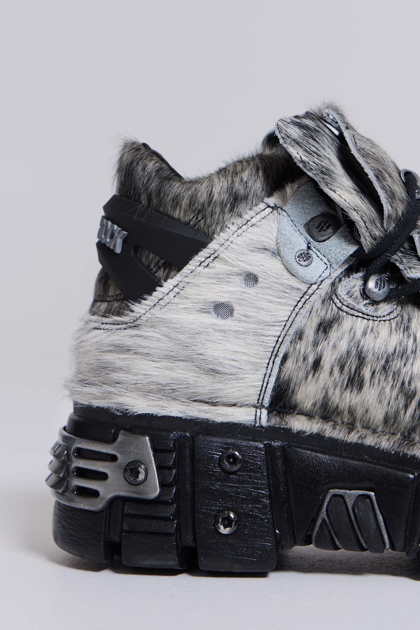 Mustang Tower Boots(Grey,UK 5)