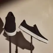 Men's Coastal Suede Slip On - Black