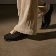 Women's Suede Low Running Sneaker - Cafe(6,Cafe,JP)