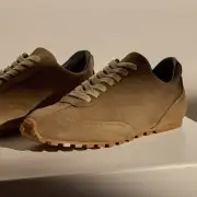 Women's Suede Low Running Sneaker - String(6,String,JP)
