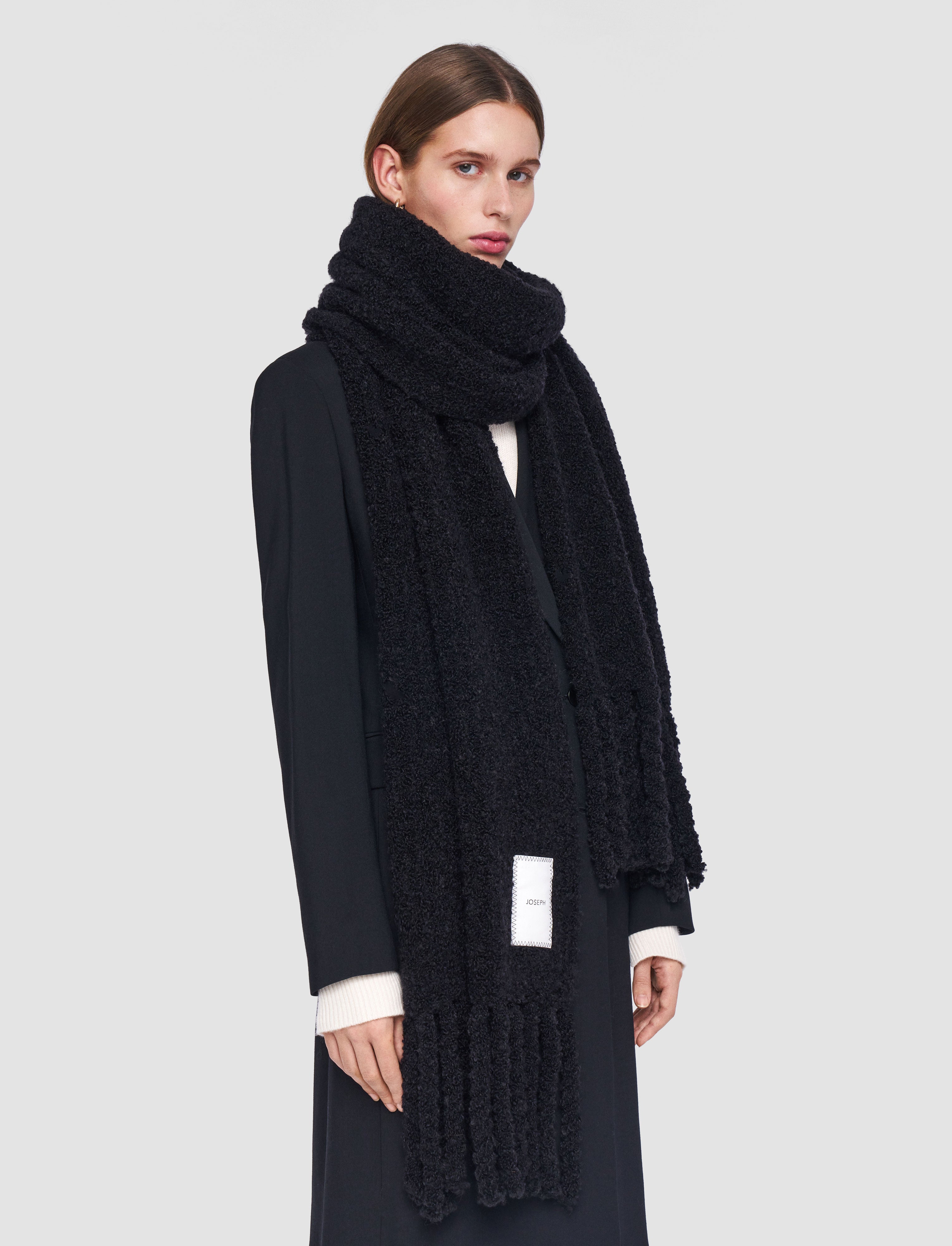 Bouclé Knit Scarf