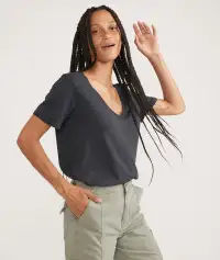 Boyfriend V-Neck Tee(Extra Small,Faded Black)