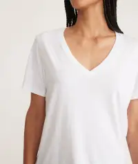 Boyfriend V-Neck Tee(Extra Small,White)