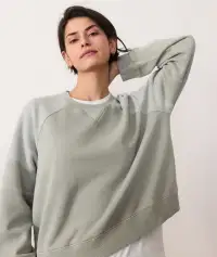 Cloud 9 Fleece Crop Sweatshirt(Extra Small,Shadow)