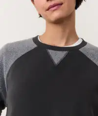 Cloud 9 Fleece Crop Sweatshirt(Extra Small,Washed Black)