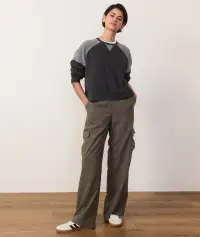 Cloud 9 Fleece Crop Sweatshirt(Extra Small,Washed Black)