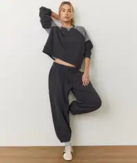 Cloud 9 Fleece Barrel Sweatpant(Extra Small,Washed Black)