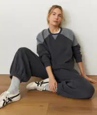 Cloud 9 Fleece Barrel Sweatpant(Extra Small,Washed Black)