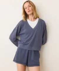 Cloud 9 Terry V-Neck Sweatshirt(Extra Small,Faded Indigo)