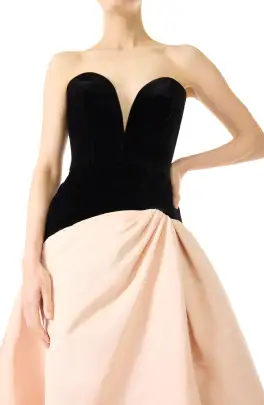 Strapless Drop Waist Ball Gown(4,Noir/Pale Blush)