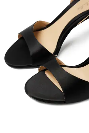 Haven Satin Sandal(35,Noir)