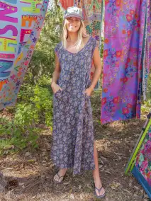 Hangout Cotton Midi Dress - Slate Floral Blooms