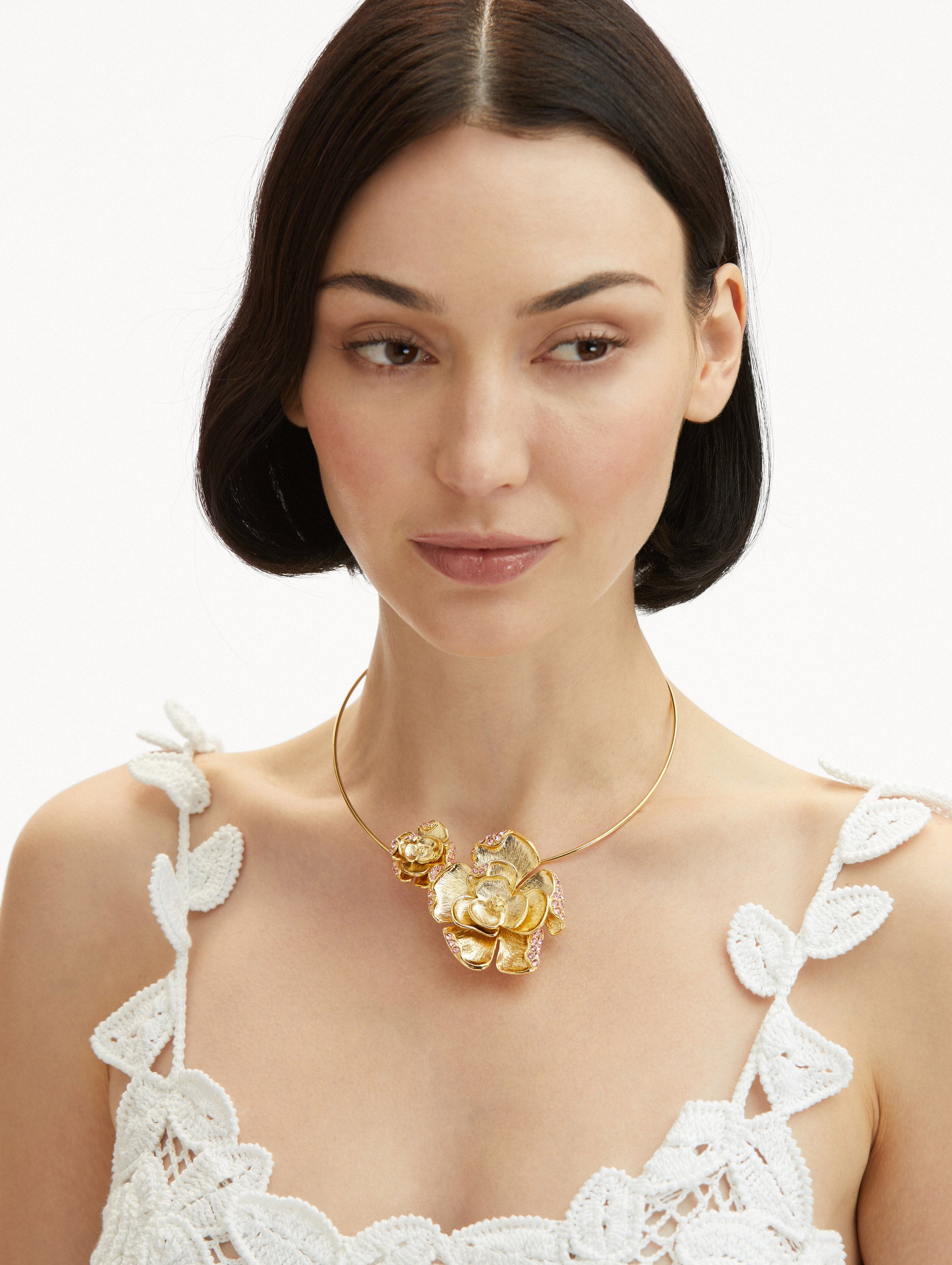 Pavé Rose Pendant Choker