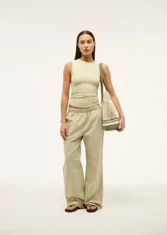 ELSEWHERE TOTE IN OVERCAST - OSFA