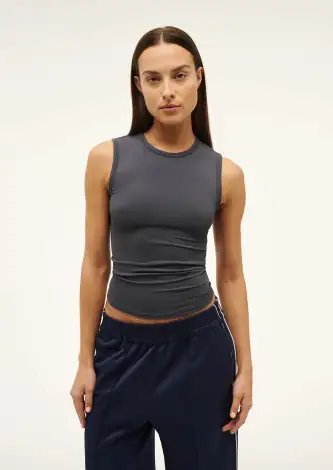 FOUNDATION MUSCLE TANK IN MARINE BLUE