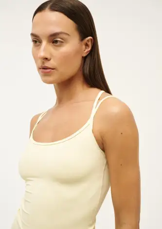 FOUNDATION TANK IN BUTTER(2XS)