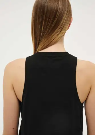 AERO TANK IN BLACK(2XS)