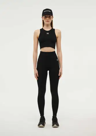 RESTORE SEAMLESS TANK IN BLACK(S)