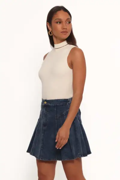 Alek Pleated Mini Skirt - Mid Wash Denim(XS)