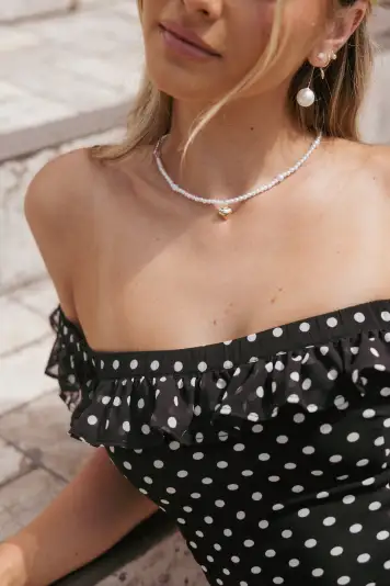 Dahlia Necklace - Pearl - One Size