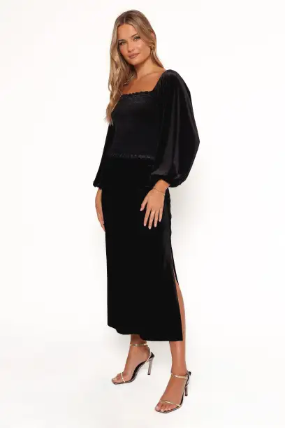 Raelynn Velvet Midi Skirt - Black(XS)